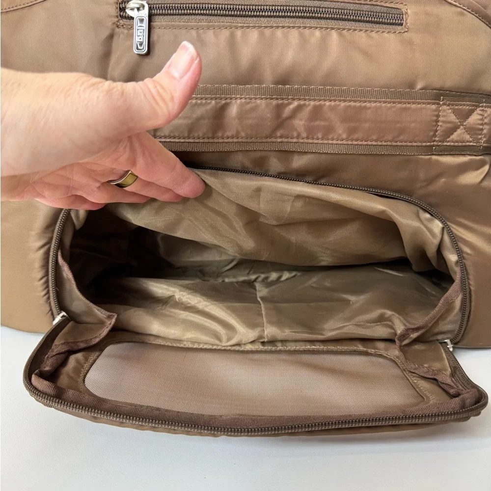 Lug Tuk Tuk Brown Quited Carry All Baby Diaper Bag Changing Pad Travel Overnight